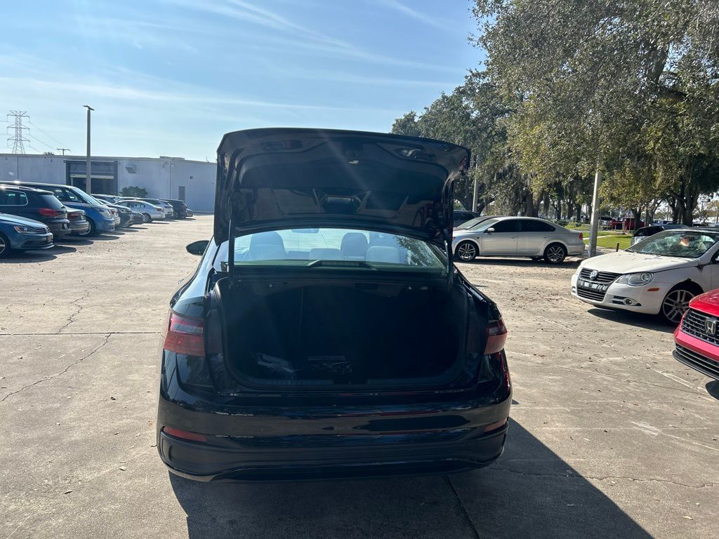 2026 Volkswagen Jetta 1.5T SE Tampa FL