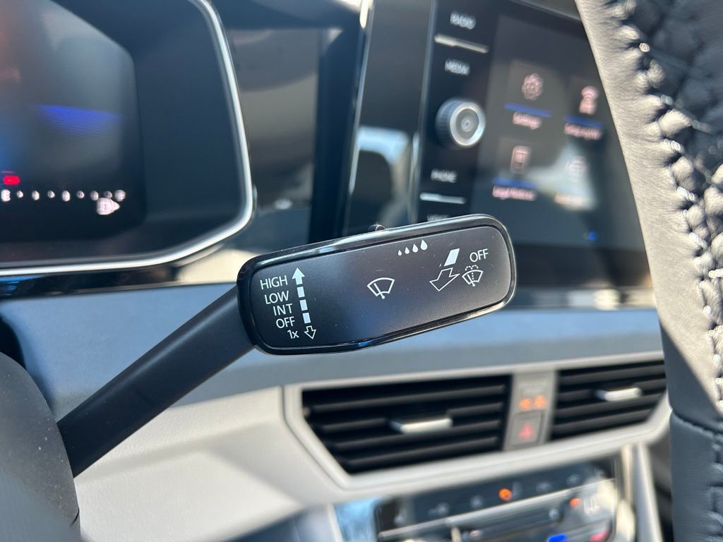 2026 Volkswagen Jetta 1.5T SE Tampa FL