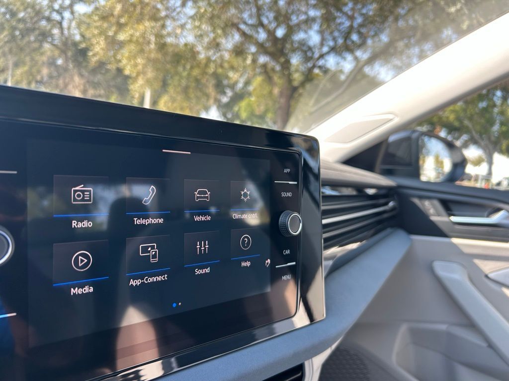 2026 Volkswagen Jetta 1.5T SE Tampa FL