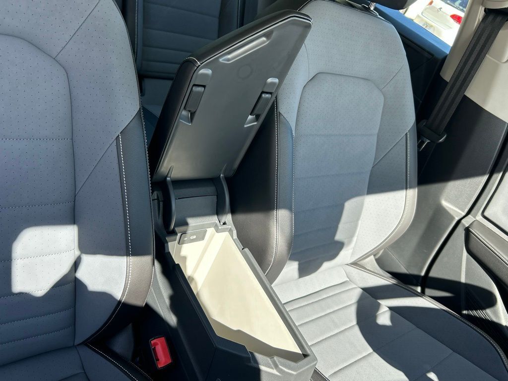 2026 Volkswagen Jetta 1.5T SE Tampa FL