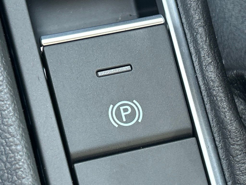 2026 Volkswagen Jetta 1.5T SE Tampa FL