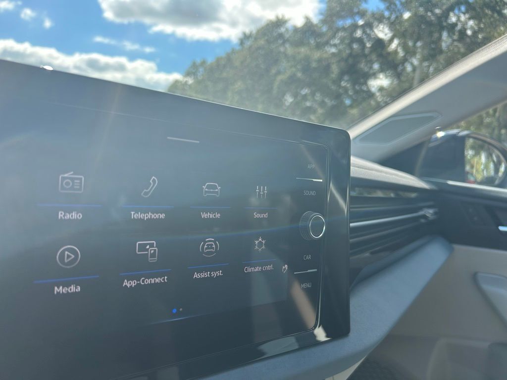 2026 Volkswagen Jetta 1.5T SE Tampa FL