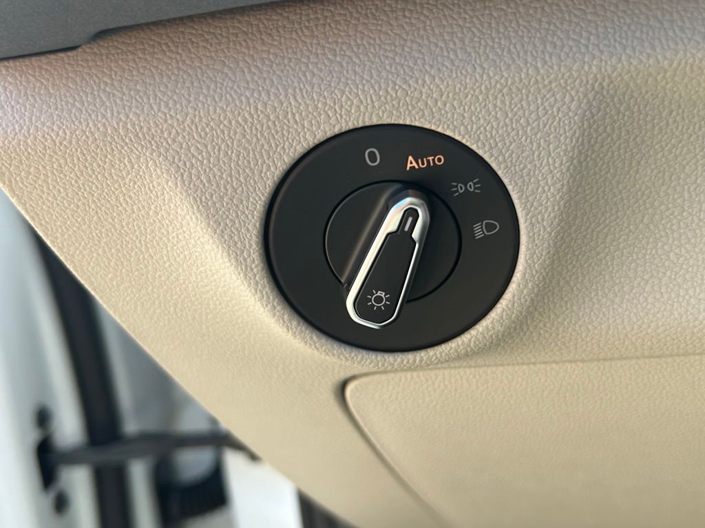 2026 Volkswagen Jetta 1.5T SE Tampa FL