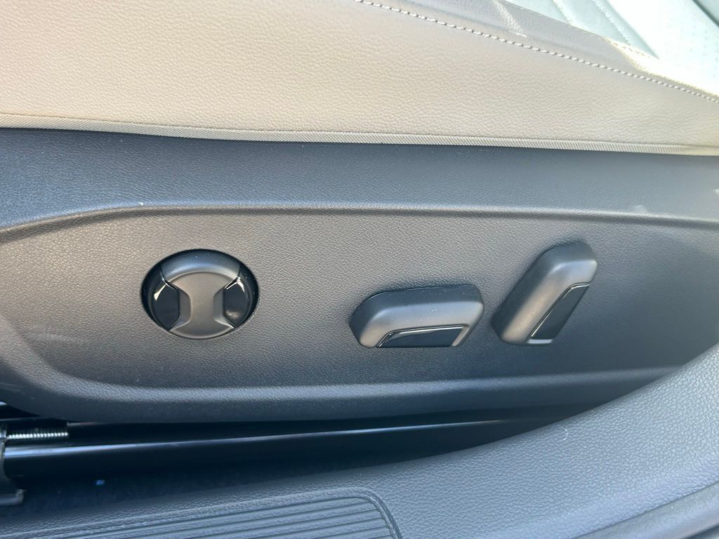 2026 Volkswagen Jetta 1.5T SE Tampa FL