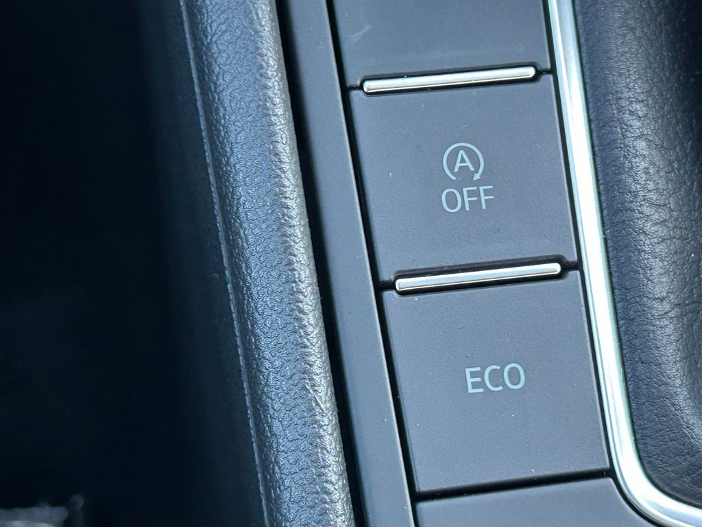 2026 Volkswagen Jetta 1.5T SE Tampa FL