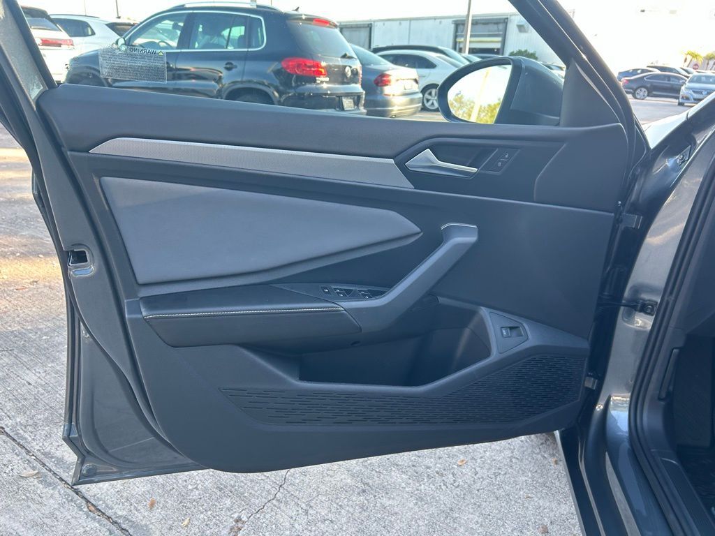 2026 Volkswagen Jetta 1.5T SE Tampa FL