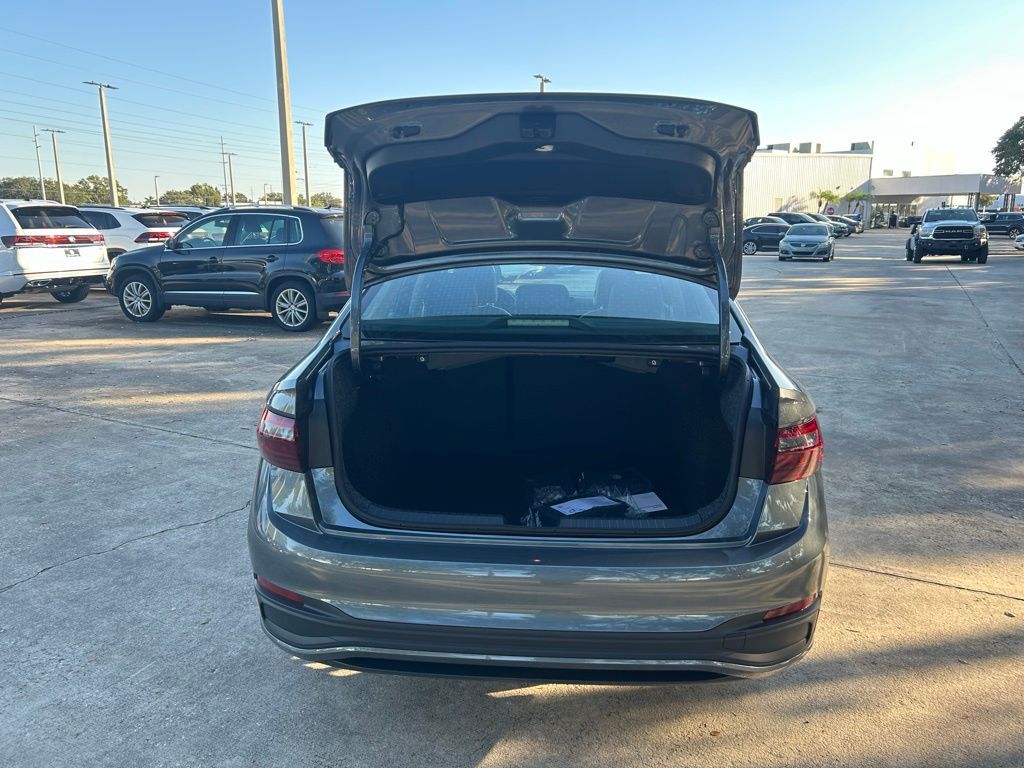 2026 Volkswagen Jetta 1.5T SE Tampa FL
