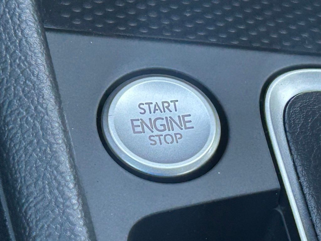 2026 Volkswagen Jetta 1.5T SE Tampa FL