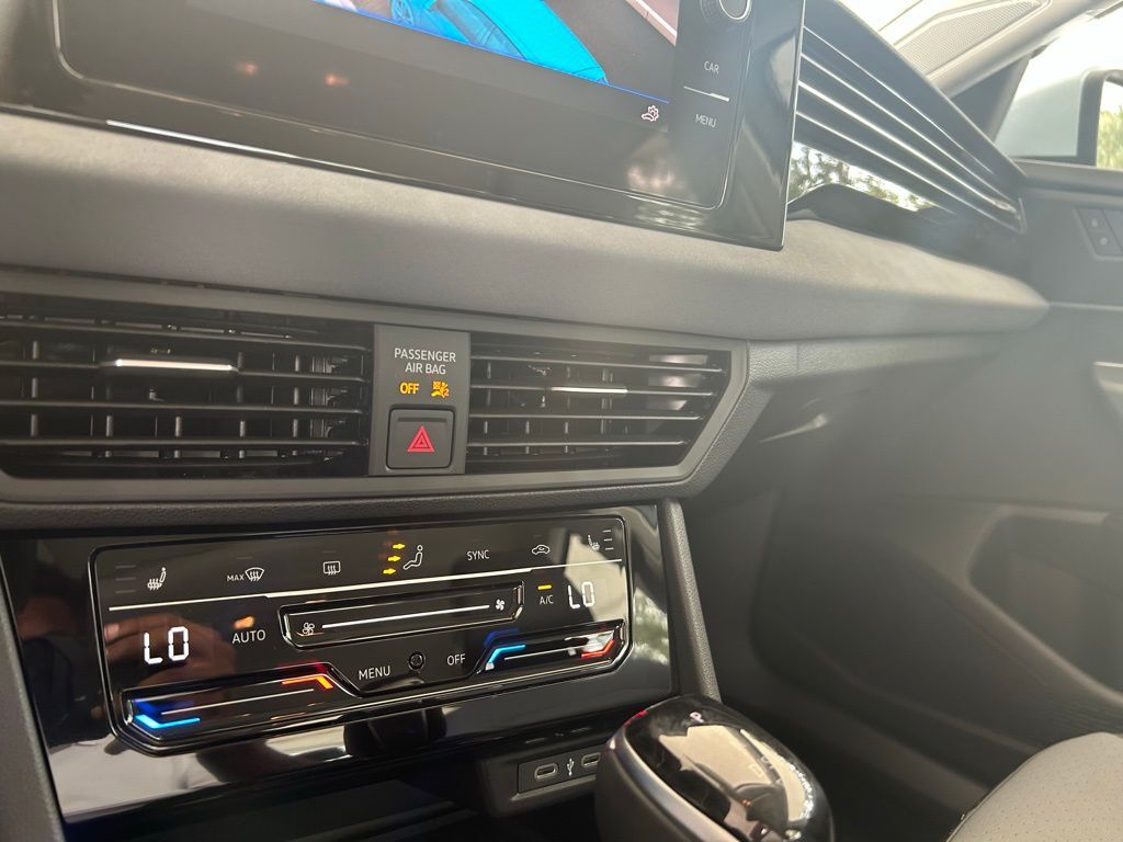 2026 Volkswagen Jetta 1.5T SE Tampa FL