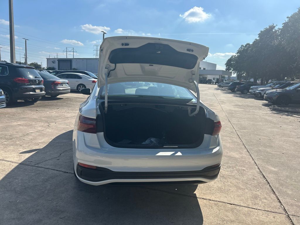 2026 Volkswagen Jetta 1.5T SE Tampa FL