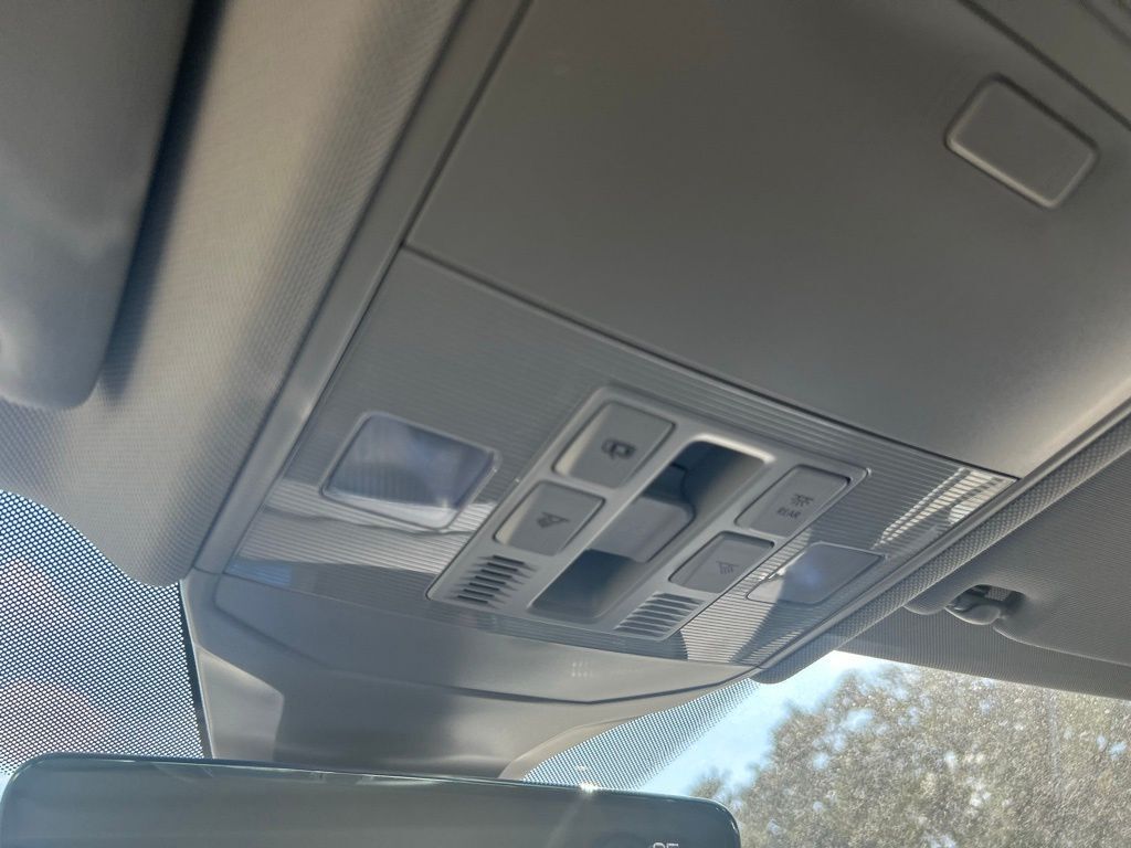 2026 Volkswagen Jetta 1.5T SE Tampa FL