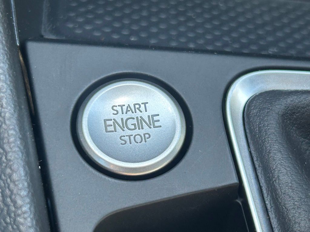 2026 Volkswagen Jetta 1.5T SE Tampa FL