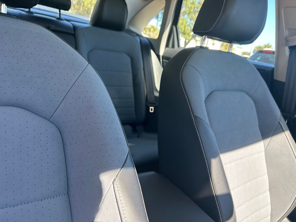 2026 Volkswagen Jetta 1.5T SE Tampa FL