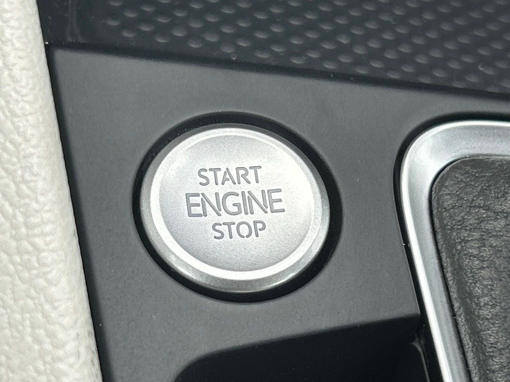 2026 Volkswagen Jetta 1.5T SE Tampa FL