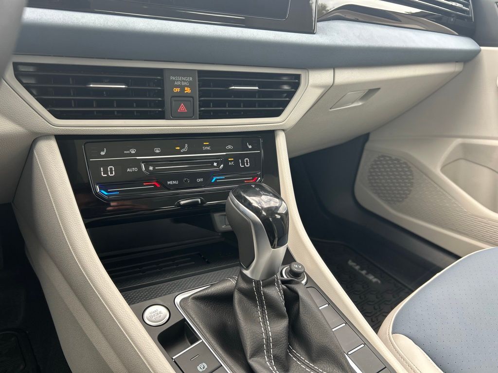 2026 Volkswagen Jetta 1.5T SE Tampa FL