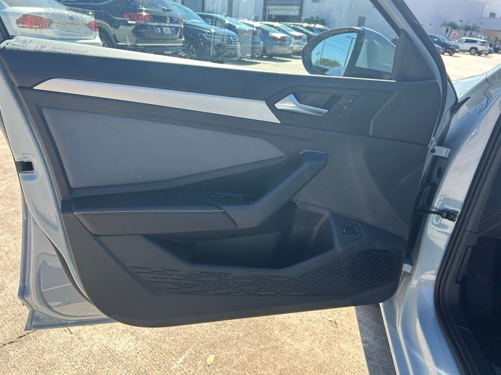 2026 Volkswagen Jetta 1.5T SE Tampa FL