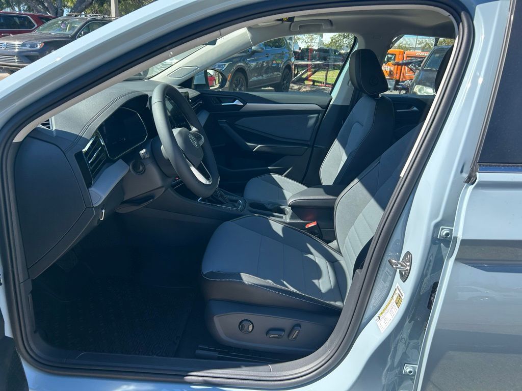 2026 Volkswagen Jetta 1.5T SE Tampa FL