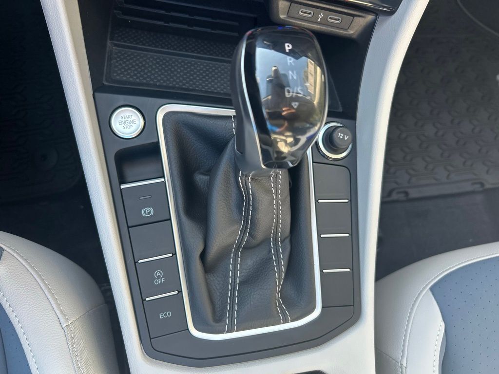 2026 Volkswagen Jetta 1.5T SE Tampa FL