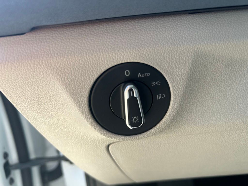 2026 Volkswagen Jetta 1.5T SE Tampa FL