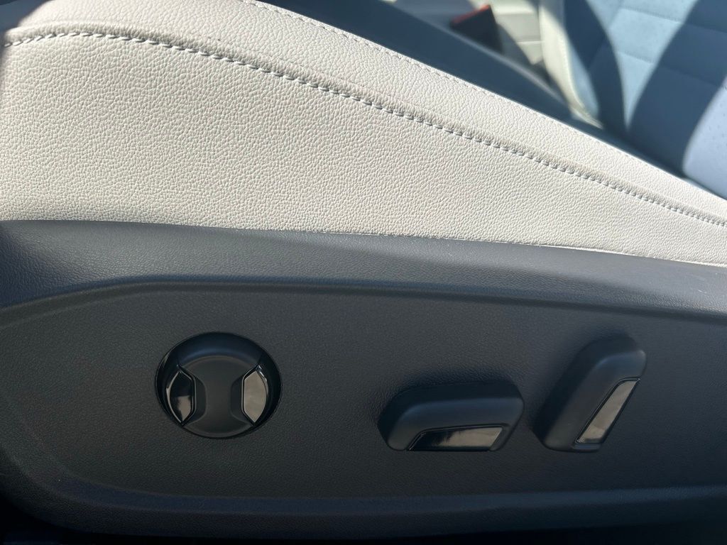 2026 Volkswagen Jetta 1.5T SE Tampa FL