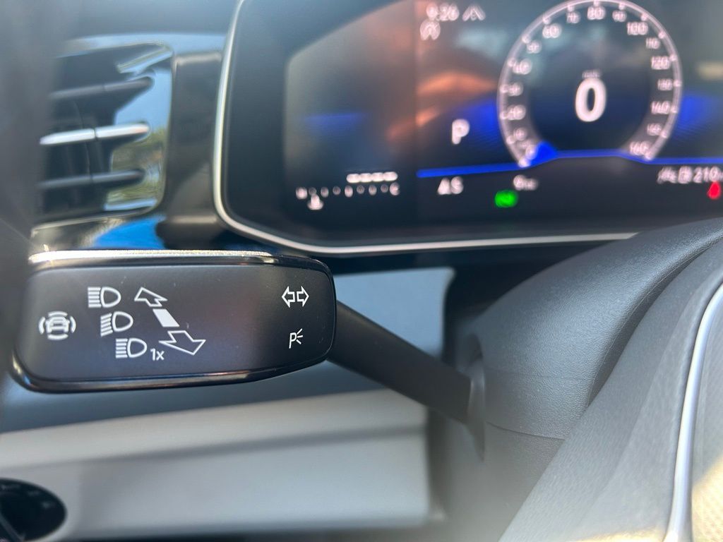 2026 Volkswagen Jetta 1.5T SE Tampa FL