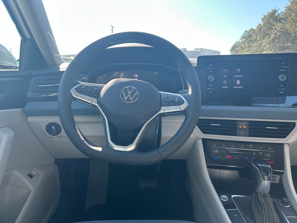 2026 Volkswagen Jetta 1.5T SE Tampa FL