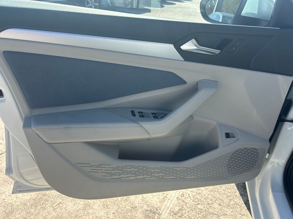 2026 Volkswagen Jetta 1.5T SE Tampa FL