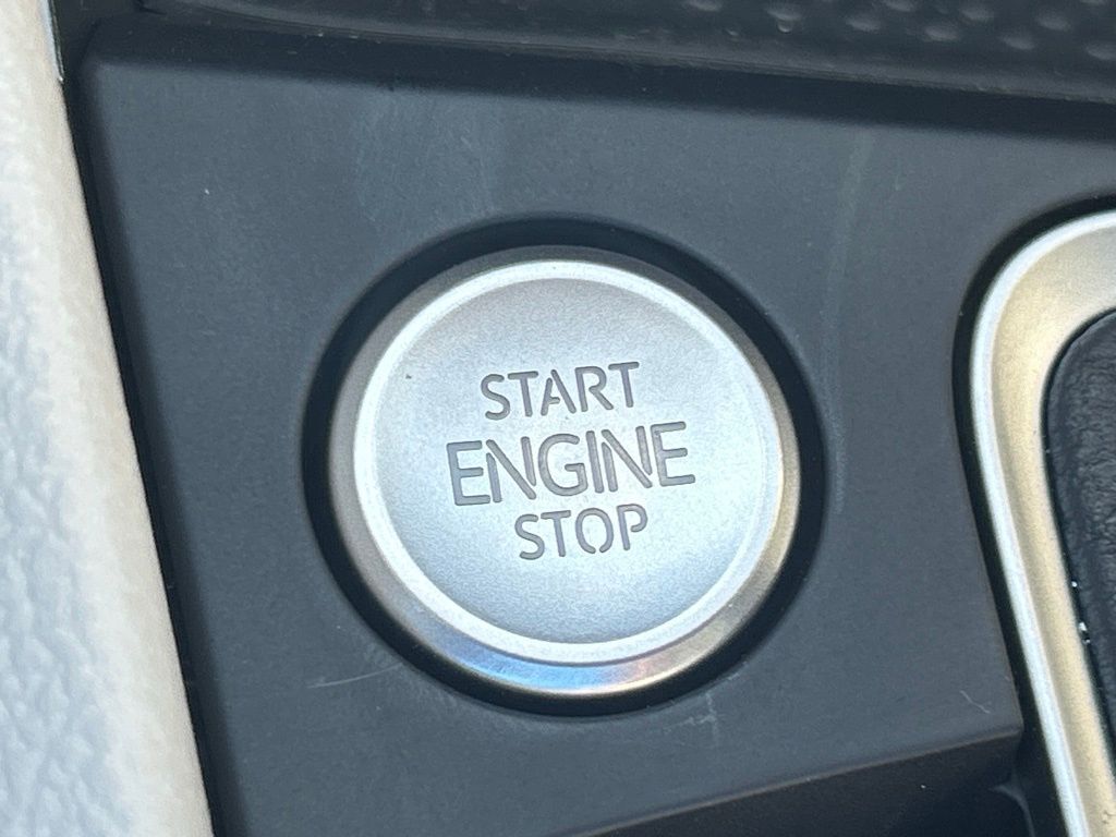 2026 Volkswagen Jetta 1.5T SE Tampa FL