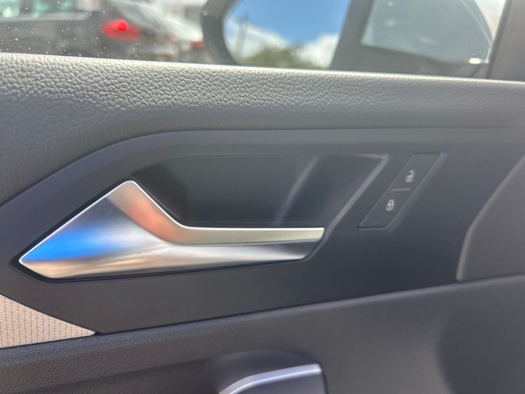 2026 Volkswagen Jetta 1.5T SE Tampa FL