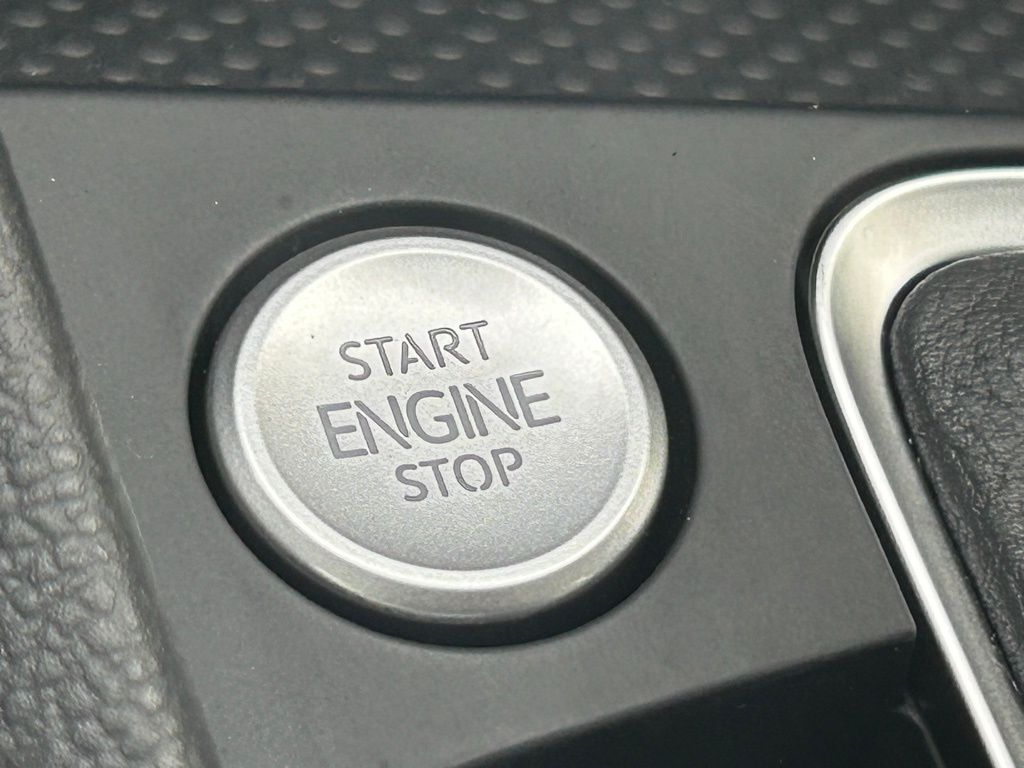 2026 Volkswagen Jetta 1.5T SE Tampa FL