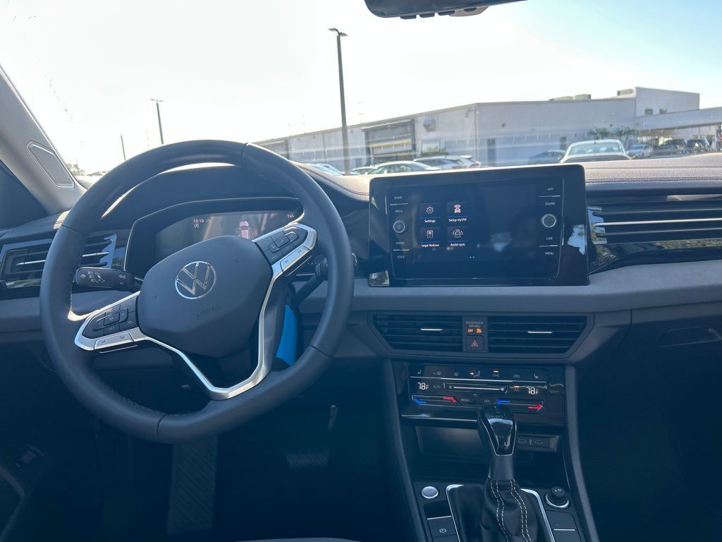 2026 Volkswagen Jetta 1.5T SE Tampa FL