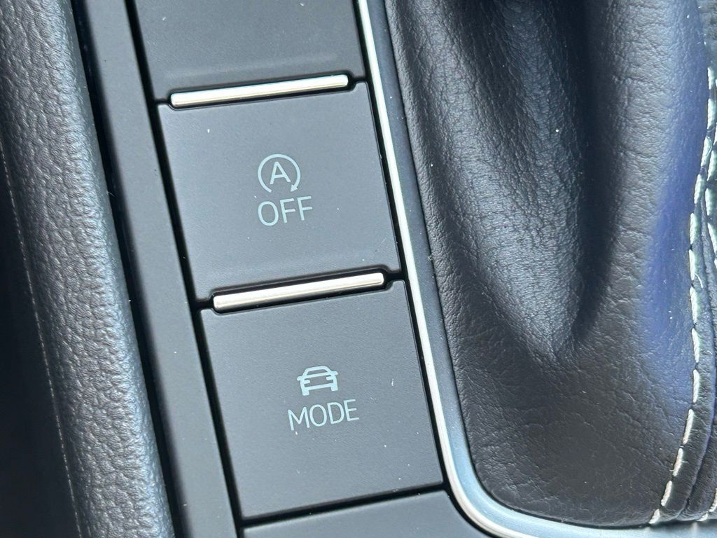 2026 Volkswagen Jetta 1.5T SEL Tampa FL