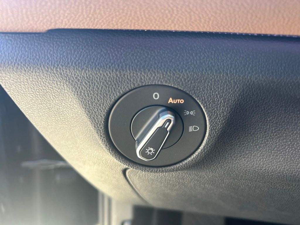 2026 Volkswagen Jetta 1.5T SEL Tampa FL