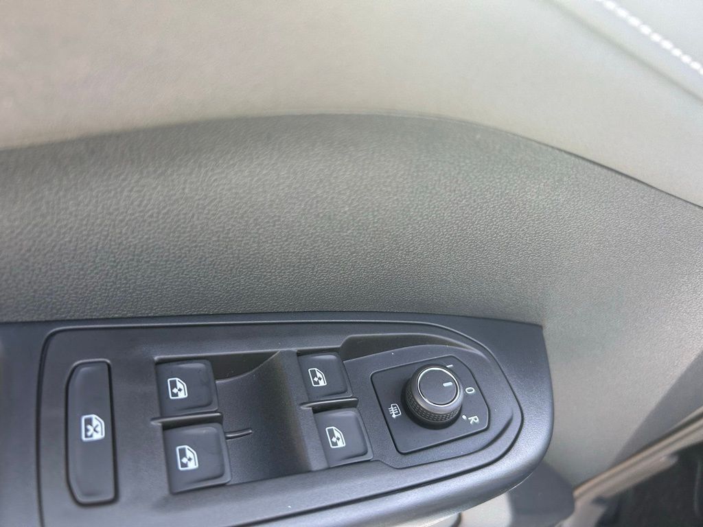 2026 Volkswagen Taos 1.5T SE Black Tampa FL