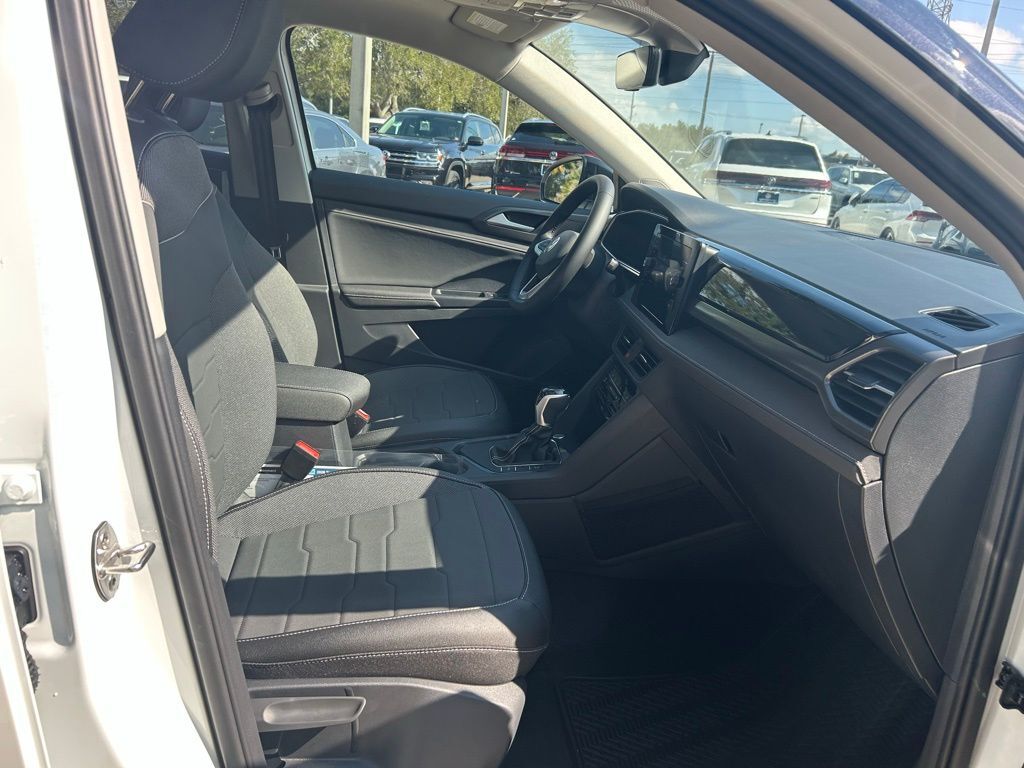 2026 Volkswagen Taos 1.5T SE Black Tampa FL