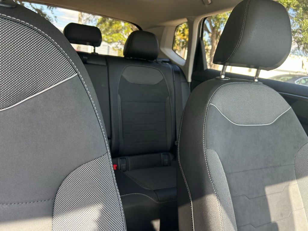 2026 Volkswagen Taos 1.5T SE Black Tampa FL