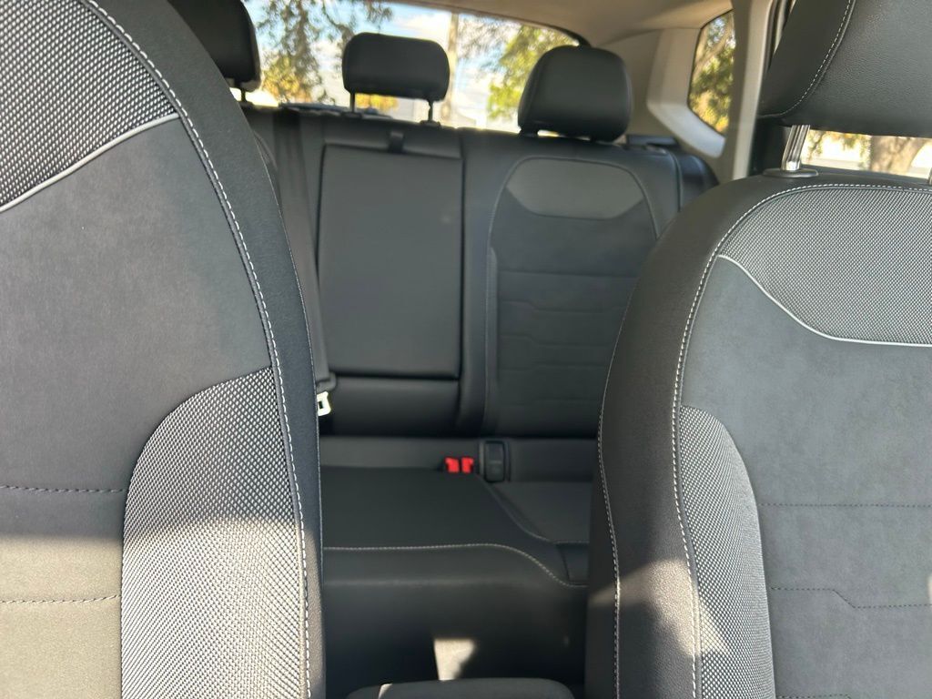 2026 Volkswagen Taos 1.5T SE Black Tampa FL