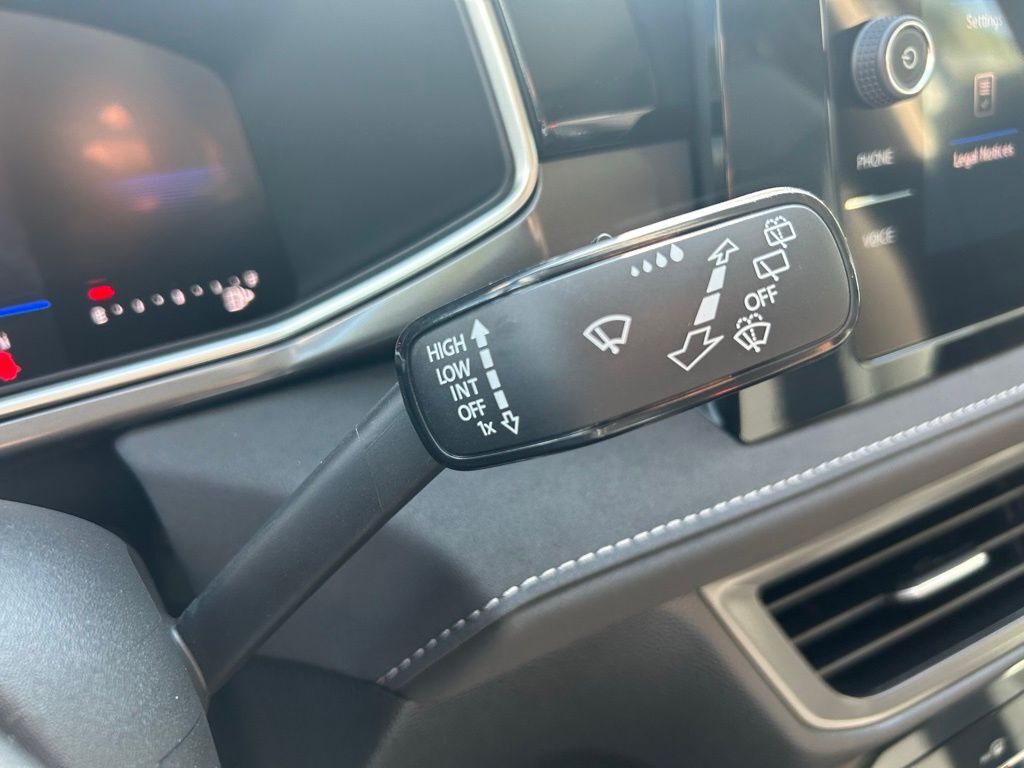 2026 Volkswagen Taos 1.5T SE Black Tampa FL