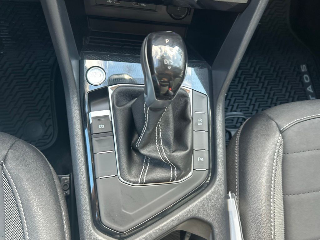 2026 Volkswagen Taos 1.5T SE Black Tampa FL