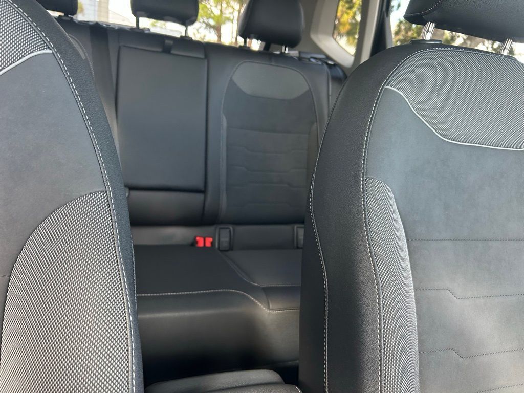 2026 Volkswagen Taos 1.5T SE Black Tampa FL