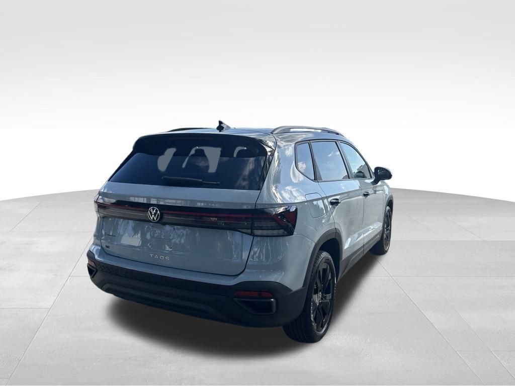 2026 Volkswagen Taos 1.5T SE Black Tampa FL