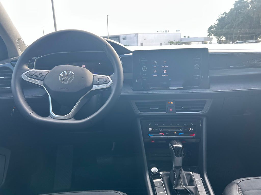 2026 Volkswagen Taos 1.5T SE Black Tampa FL