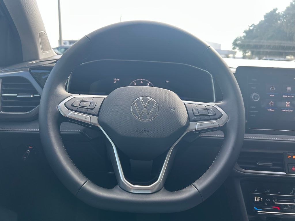 2026 Volkswagen Taos 1.5T SE Black Tampa FL