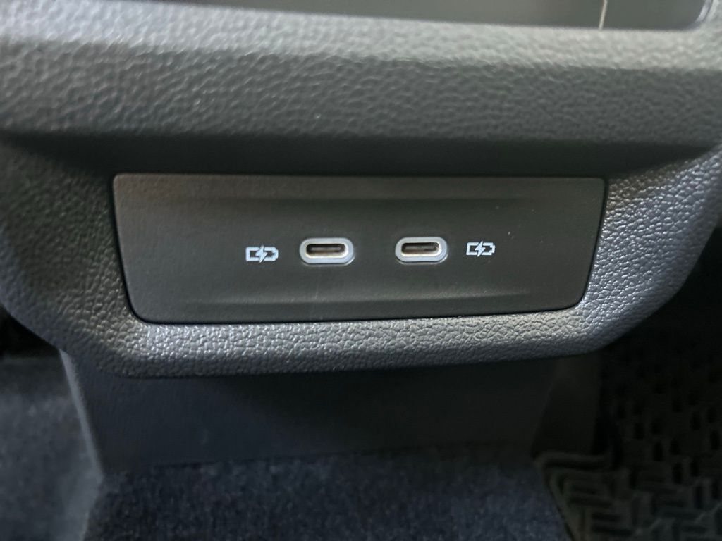 2026 Volkswagen Taos 1.5T SE Black Tampa FL