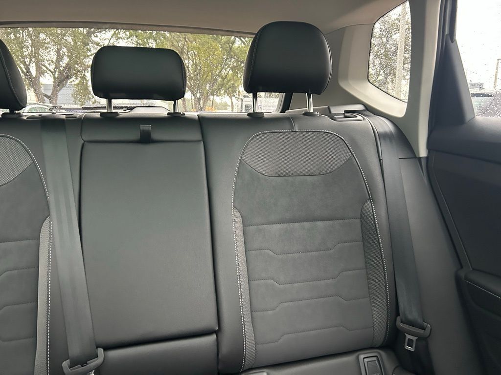 2026 Volkswagen Taos 1.5T SE Black Tampa FL