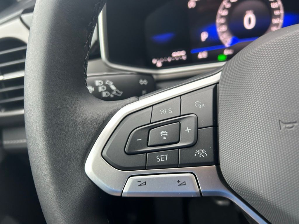 2026 Volkswagen Taos 1.5T SE Black Tampa FL