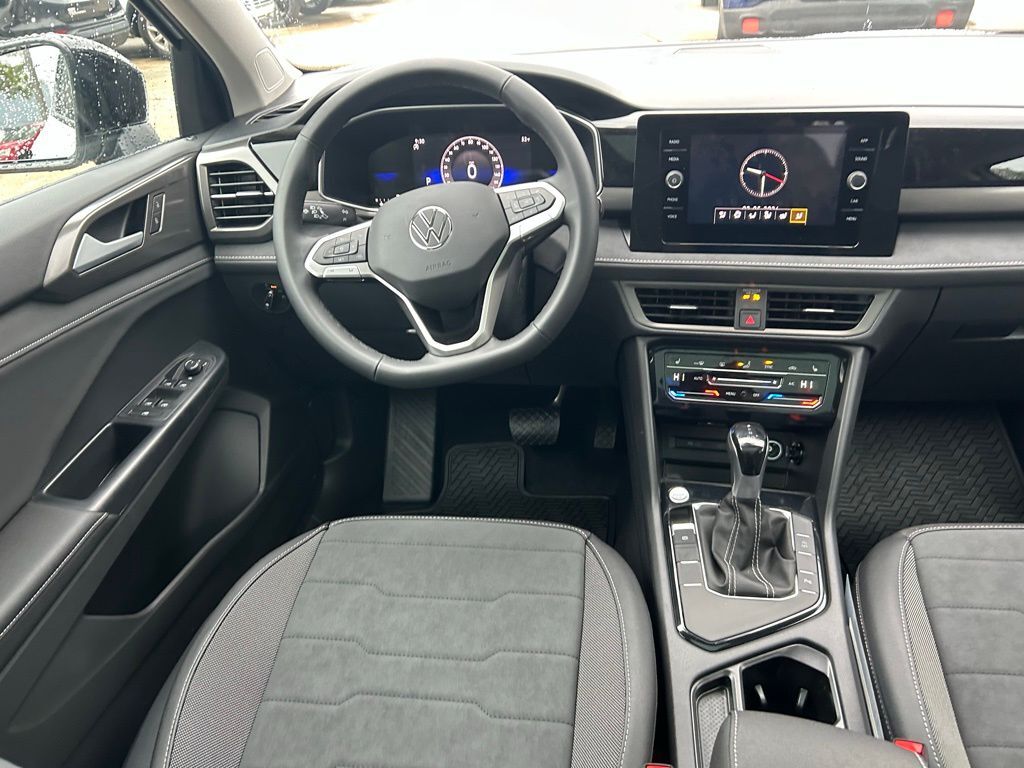 2026 Volkswagen Taos 1.5T SE Black Tampa FL