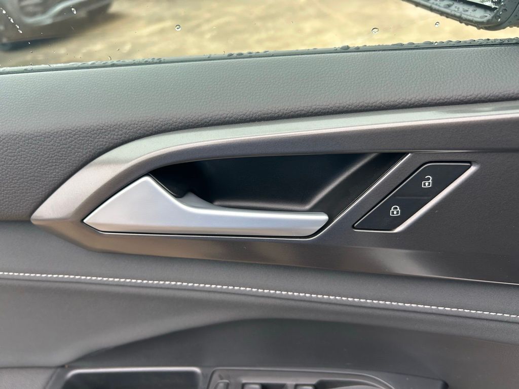 2026 Volkswagen Taos 1.5T SE Black Tampa FL