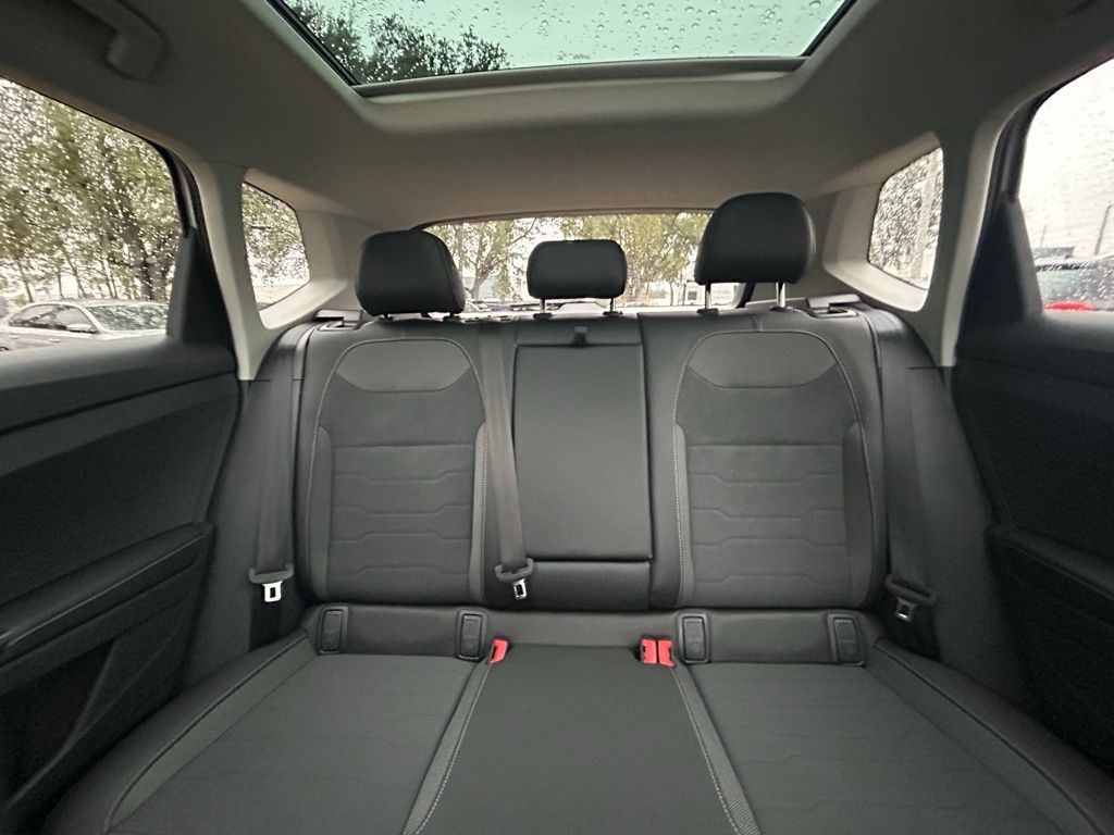 2026 Volkswagen Taos 1.5T SE Black Tampa FL