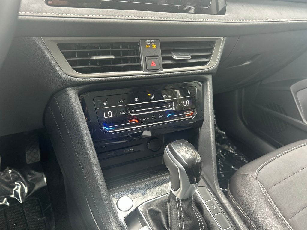 2026 Volkswagen Taos 1.5T SE Black Tampa FL